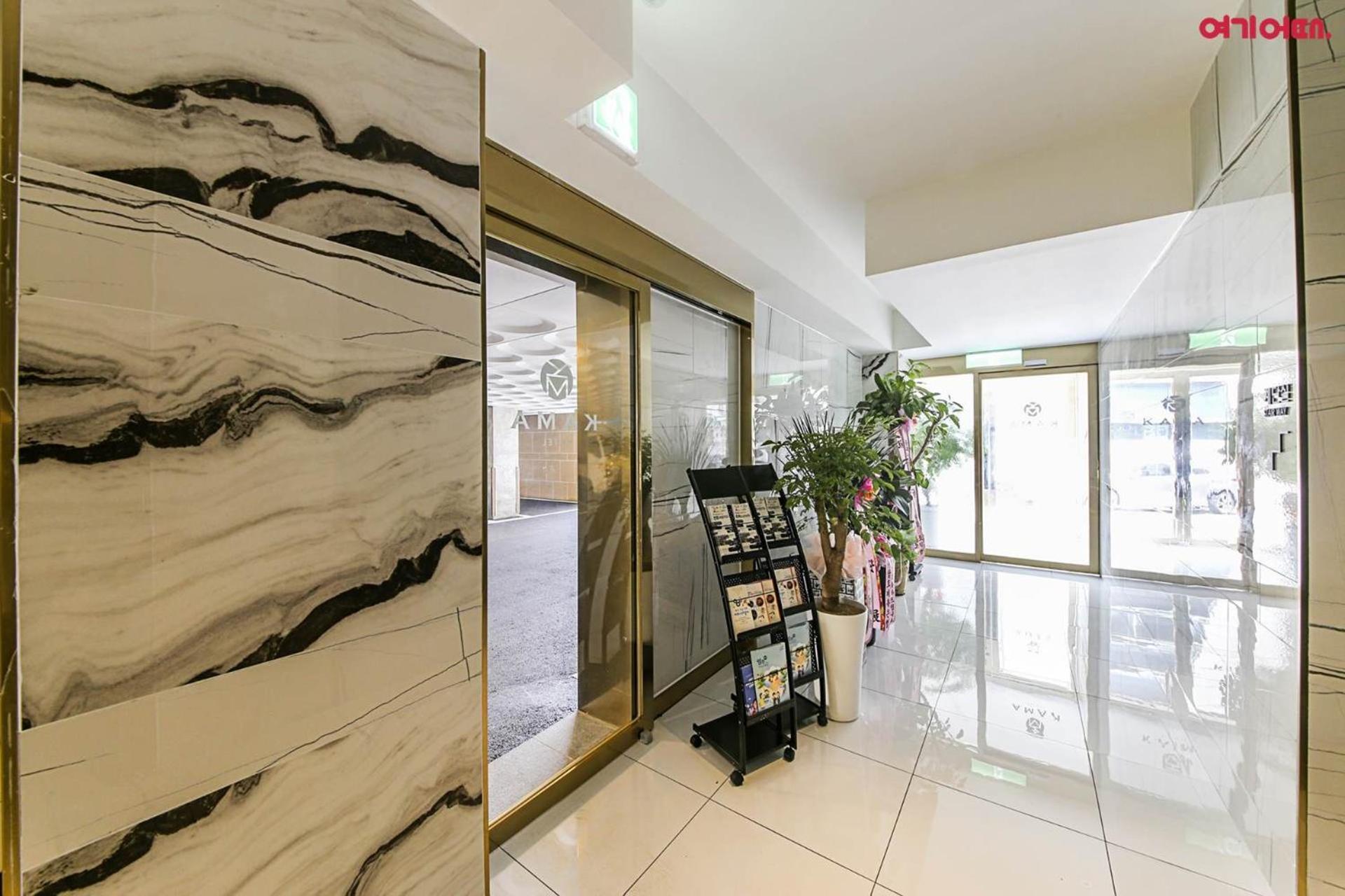 Kama Hotel Чонджу Екстериор снимка